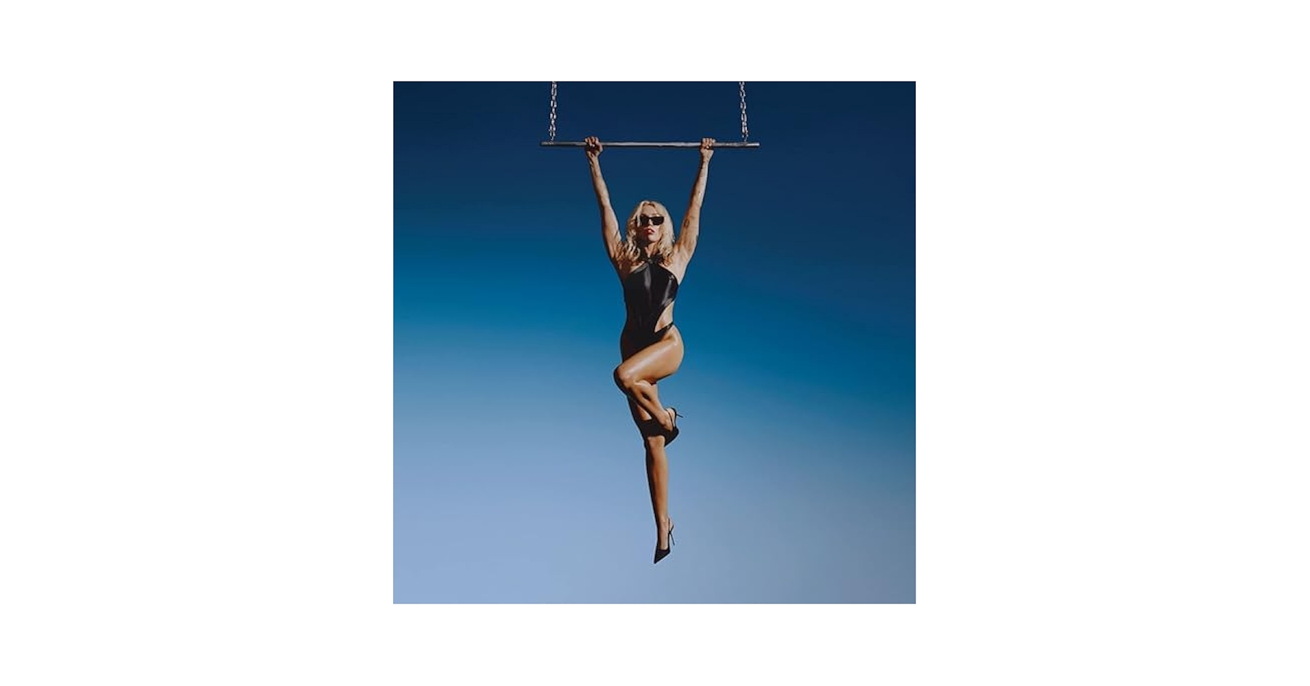 Miley Cyrus<EndlessSummerVacation> レコード HAL LEONARD 01224089 Miley Cyrus - Endless Summer Vacation